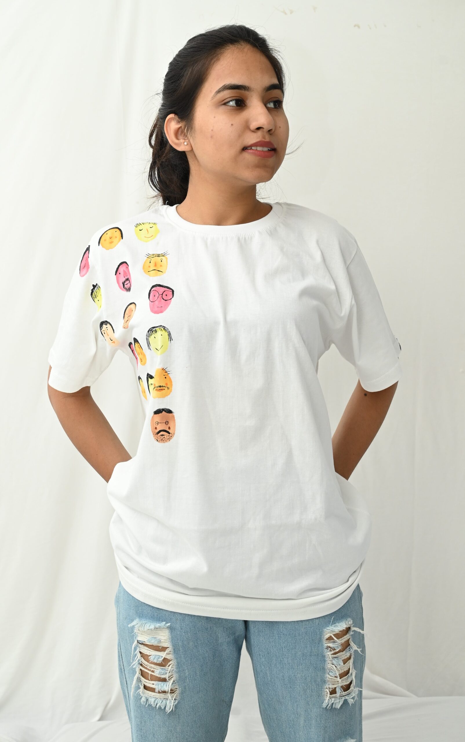 la colored face tshirt