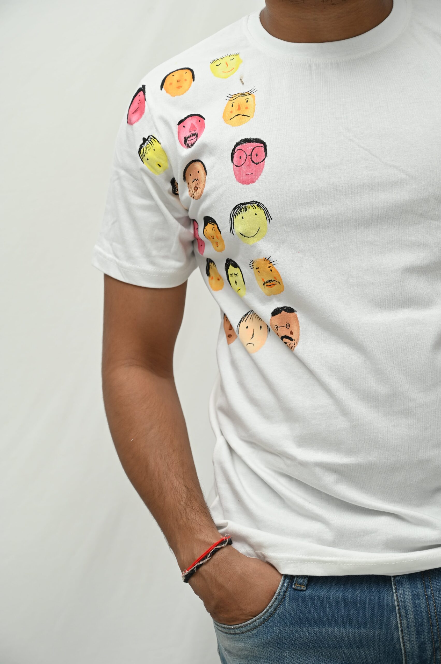 La colored tshirt for men