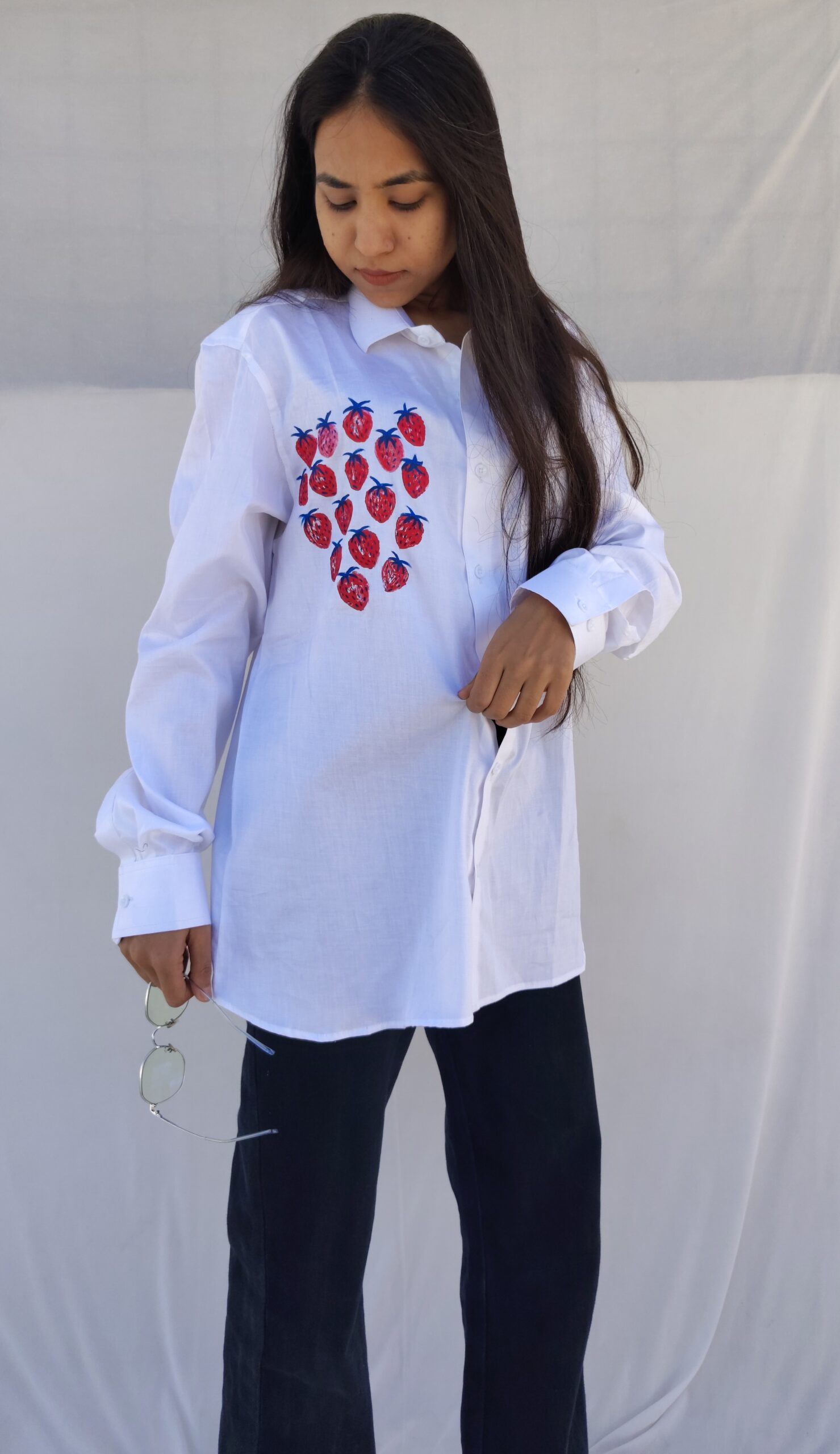 White full sleeves cotton shirt for women